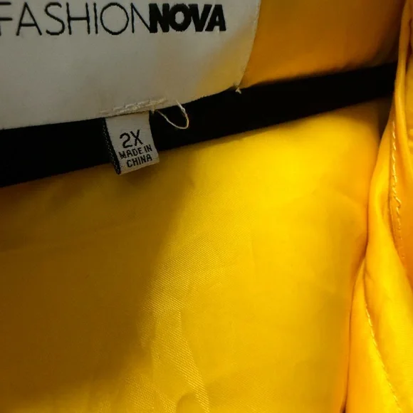 Fashion Nova Bright Yellow Puffer Jacket - Picture 6 of 6